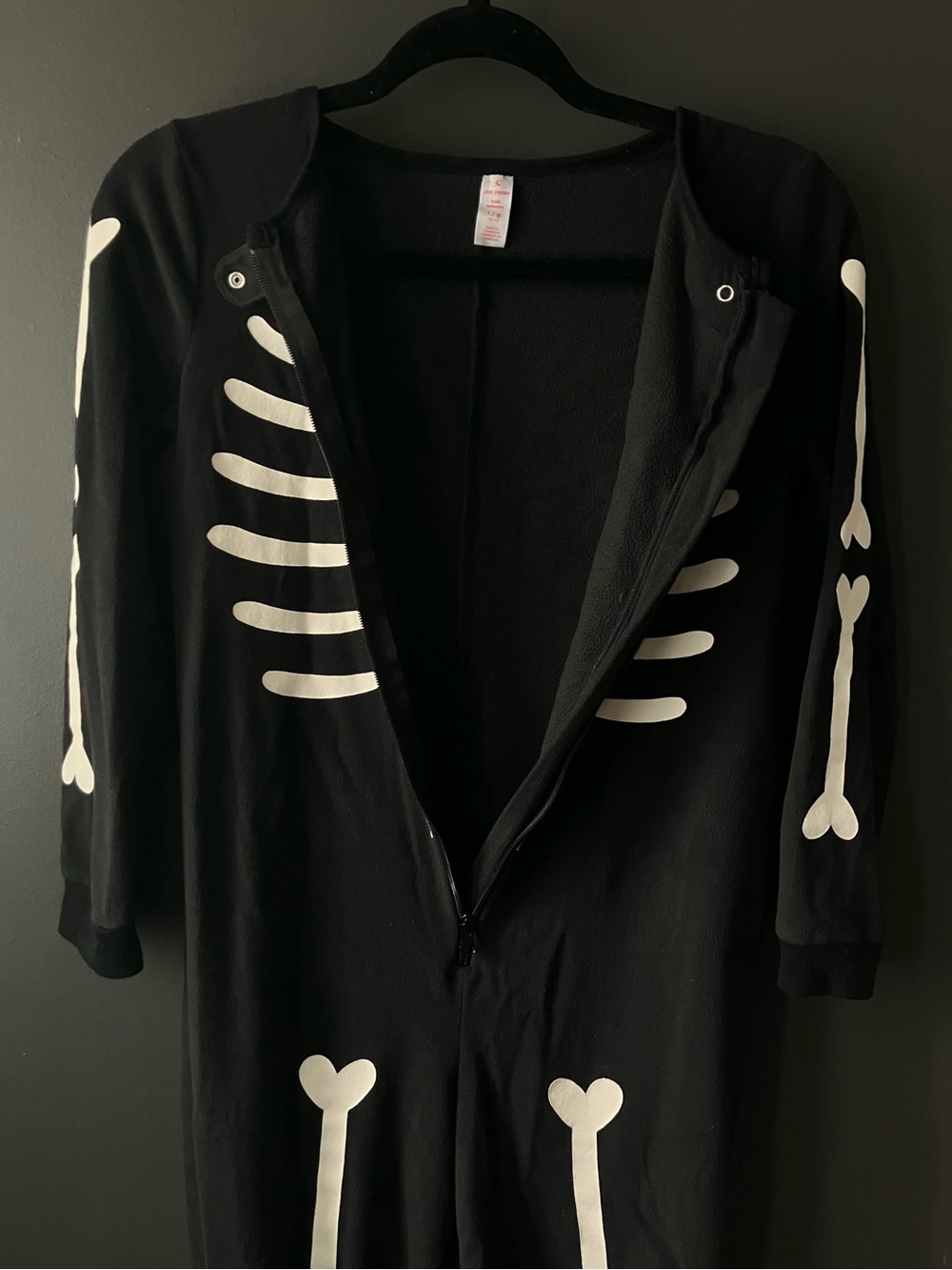 Skeleton One Piece Pajamas 10y Fleece Black & White Sleeper Camping Halloween - Picture 5 of 9